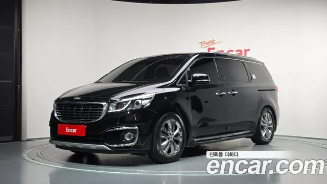 Kia Canival 2016 — photo 1