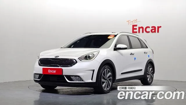 Kia Niro 2017 — photo 1