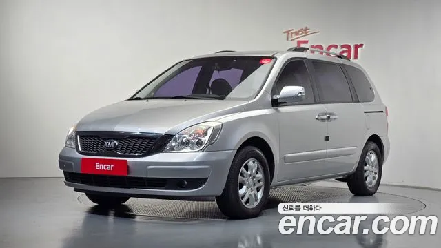 Kia Canival 2013 — photo 1