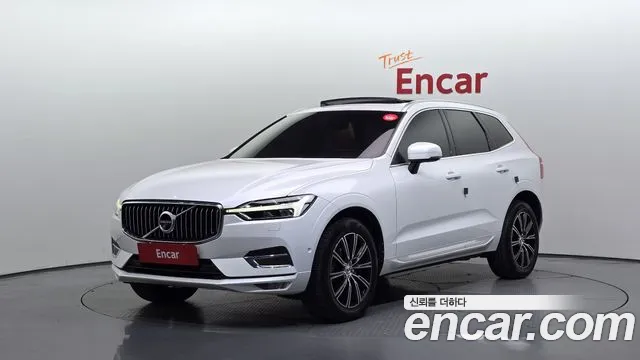 Volvo XC60 2018 — photo 1