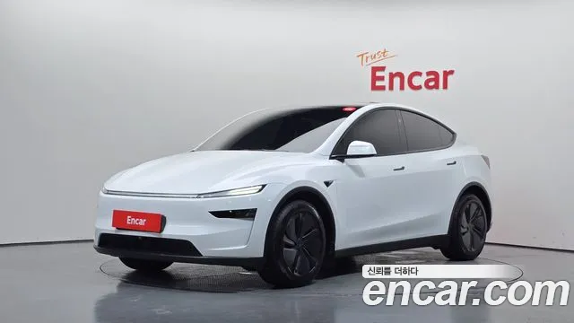 Tesla Model Y 2026 — photo 1