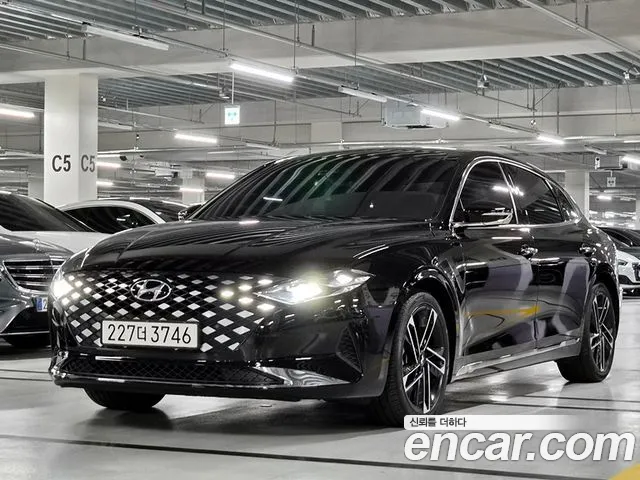 Hyundai Grandeur 2023 — photo 1