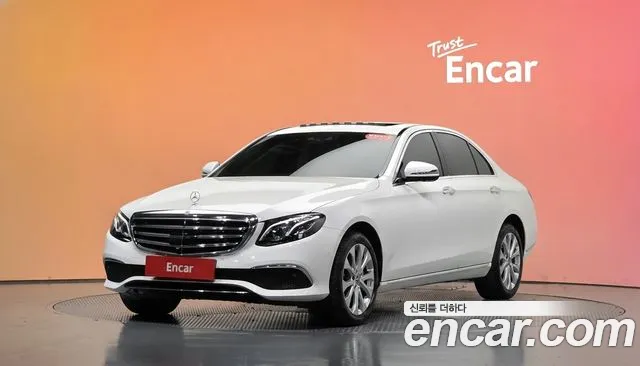 Mercedes-Benz E-Class 2020 — photo 1