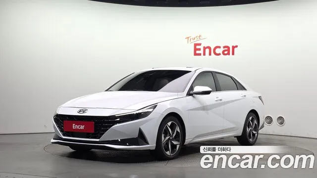 Hyundai AVANTE 2023 — photo 1