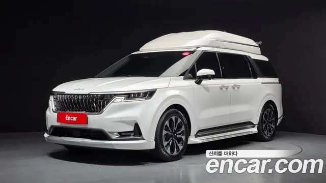 Kia Canival 2022 — photo 1