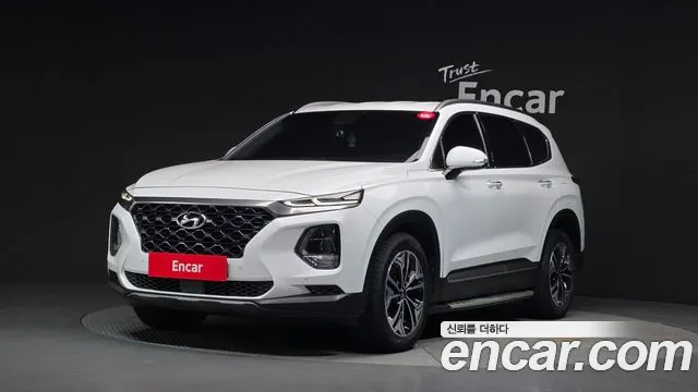 Hyundai Santafe 2019 — photo 1