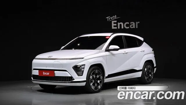 Hyundai Kona 2023 — photo 1
