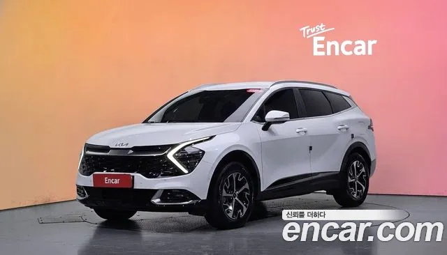 Kia Sportage 2023 — photo 1