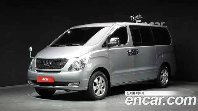 Hyundai Starex 2015 — photo 1
