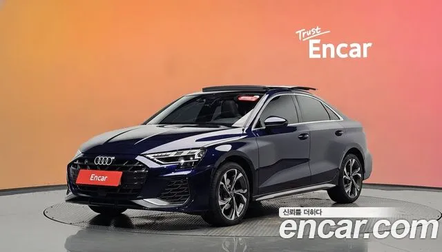 Audi A3 2025 — photo 1