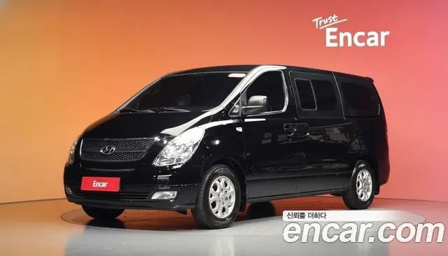 Hyundai Starex 2016 — photo 1