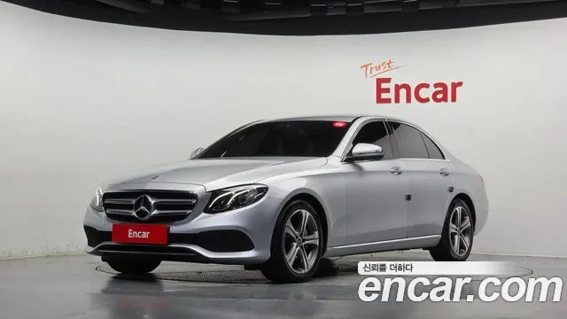 Mercedes-Benz E-Class 2019 — photo 1