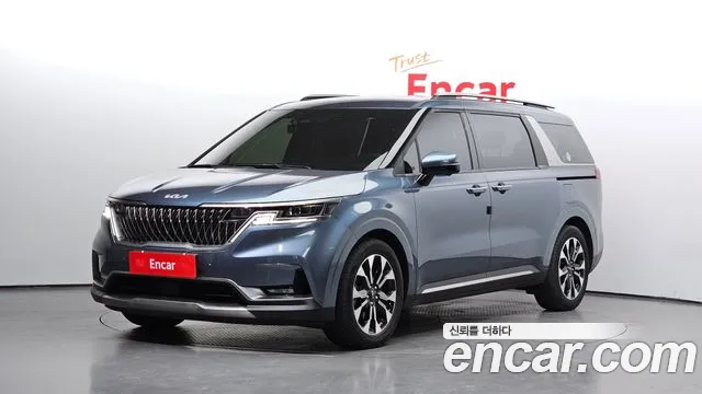 Kia Canival 2022 — photo 1