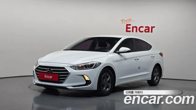 Hyundai AVANTE 2017 — photo 1