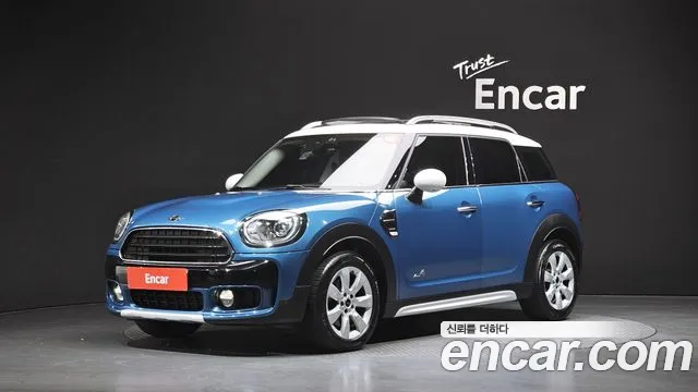 Mini Countryman 2018 — photo 1