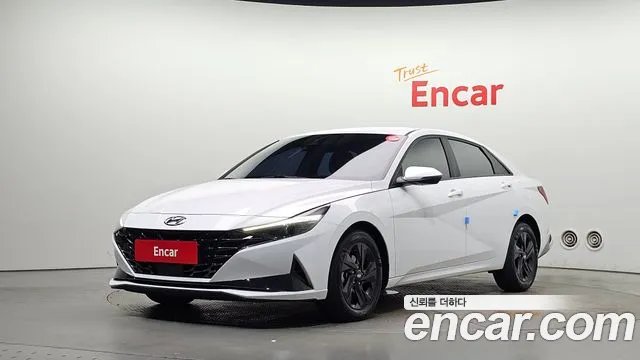 Hyundai AVANTE 2023 — photo 1