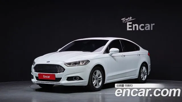 Ford Mondeo 2017 — photo 1
