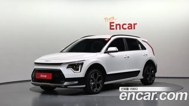 Kia Niro 2025 — photo 1