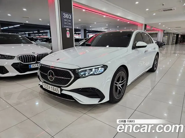 Mercedes-Benz E-Class 2026 — photo 1
