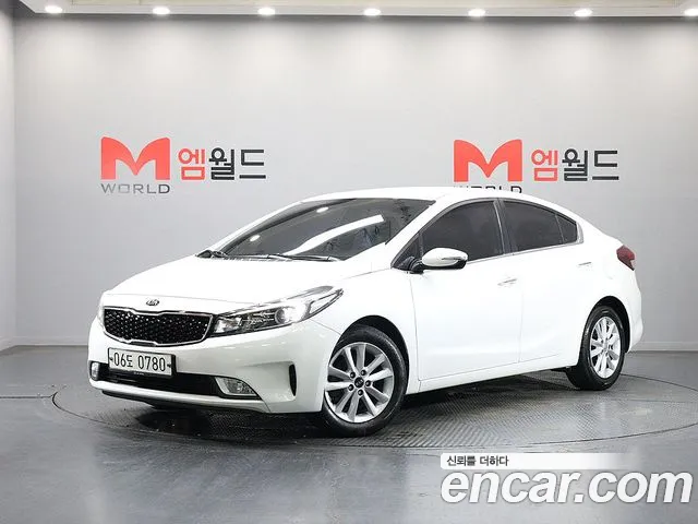 Kia K3 2016 — photo 1