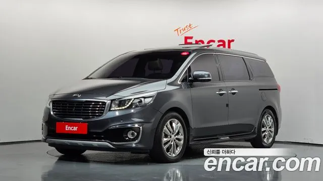 Kia Canival 2018 — photo 1