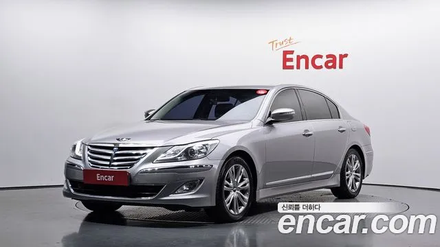 Hyundai Genesis 2012 — photo 1