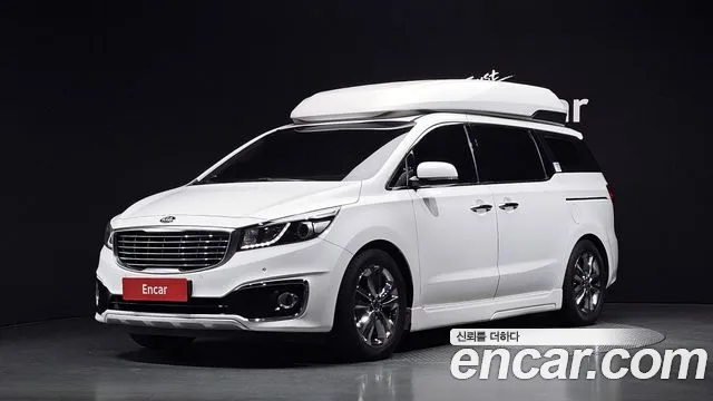 Kia Canival 2015 — photo 1