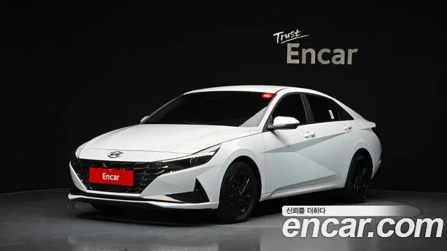 Hyundai AVANTE 2023 — photo 1