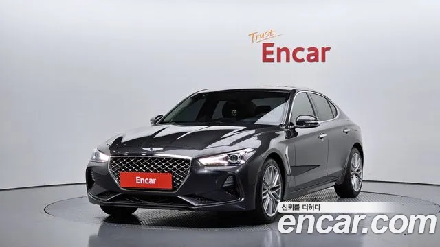 Genesis G70 2019 — photo 1
