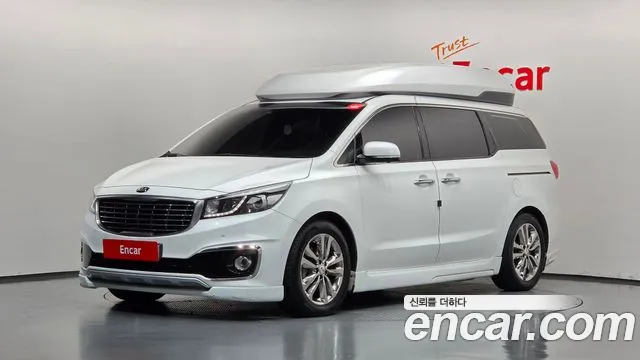 Kia Canival 2016 — photo 1