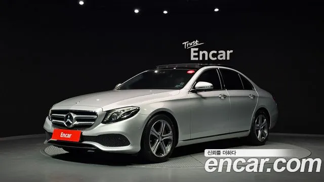 Mercedes-Benz E-Class 2017 — photo 1