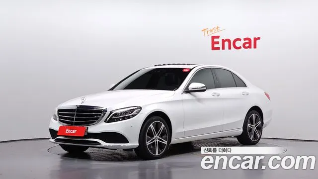Mercedes-Benz C-Class 2019 — photo 1