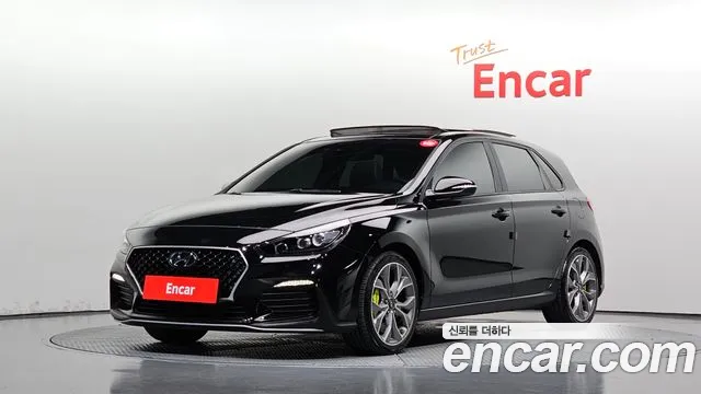 Hyundai i30 2020 — photo 1