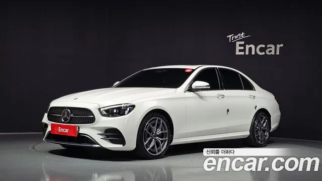 Mercedes-Benz E-Class 2021 — photo 1