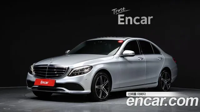 Mercedes-Benz C-Class 2019 — photo 1