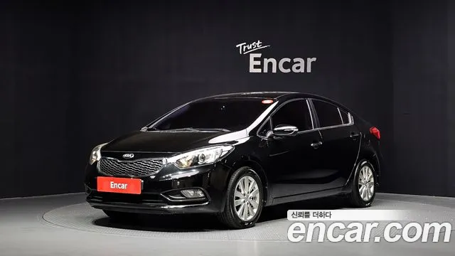 Kia K3 2015 — photo 1