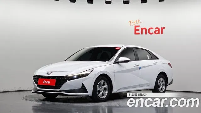 Hyundai AVANTE 2022 — photo 1