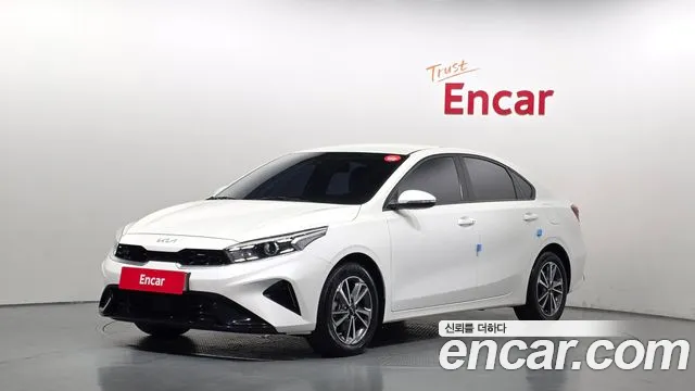 Kia K3 2022 — photo 1