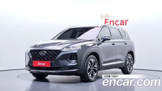 Hyundai Santafe 2019 — photo 1