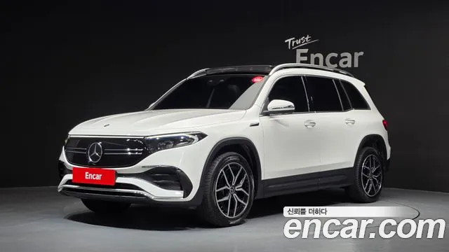 Mercedes-Benz EQB 2022 — photo 1