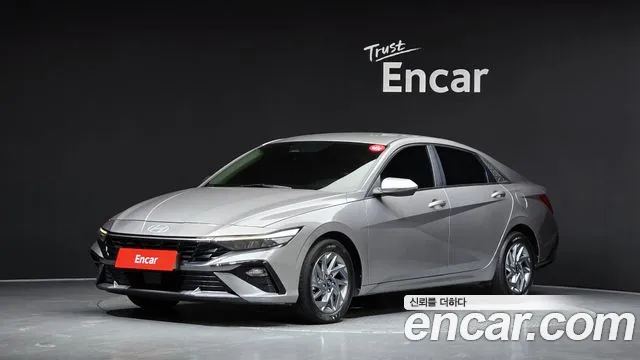 Hyundai AVANTE 2024 — photo 1