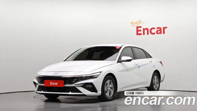 Hyundai AVANTE 2024 — photo 1