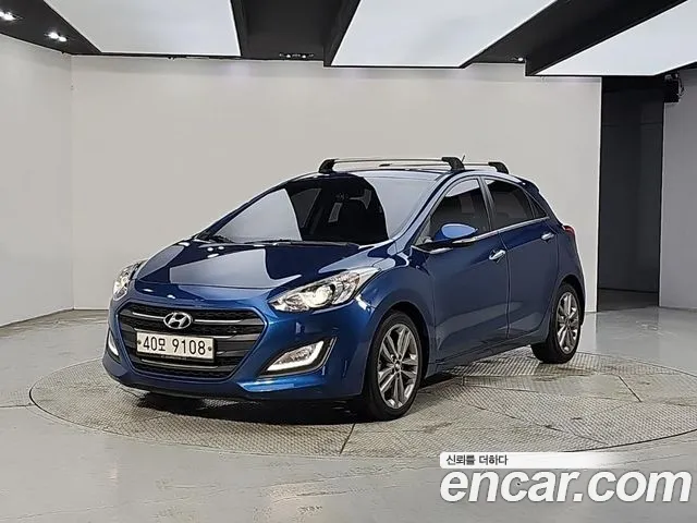 Hyundai i30 2016 — photo 1