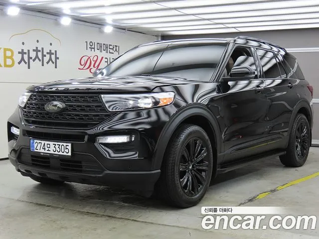 Ford Explorer 2022 — photo 1