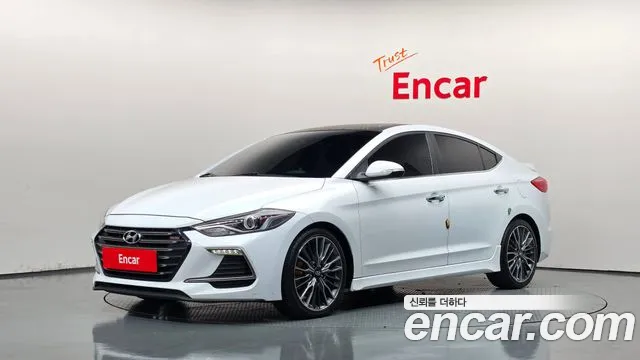 Hyundai AVANTE 2018 — photo 1