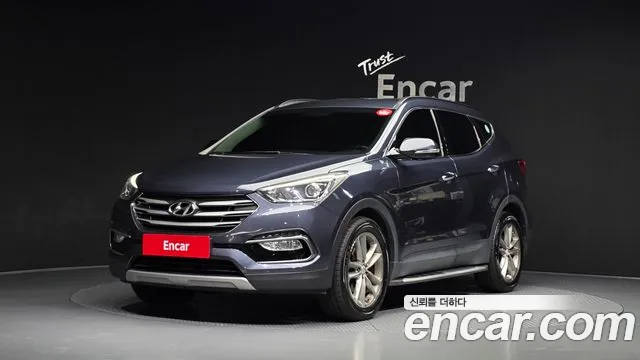 Hyundai Santafe 2016 — photo 1