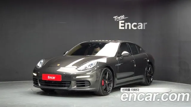 Porsche Panamera 2016 — photo 1