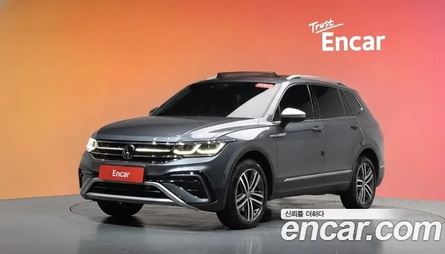 Volkswagen Tiguan 2023 — photo 1
