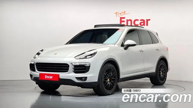 Porsche Cayenne 2016 — photo 1