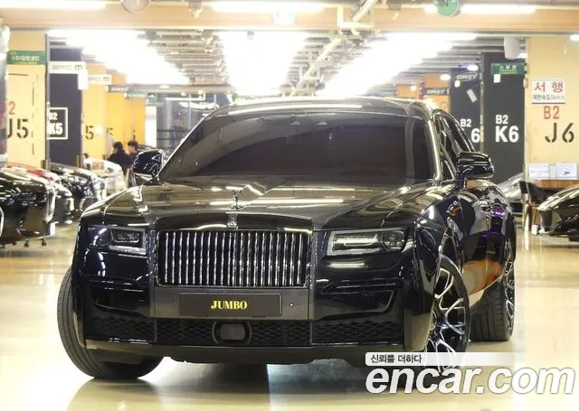 Rolls-Royce Ghost 2022 — photo 1
